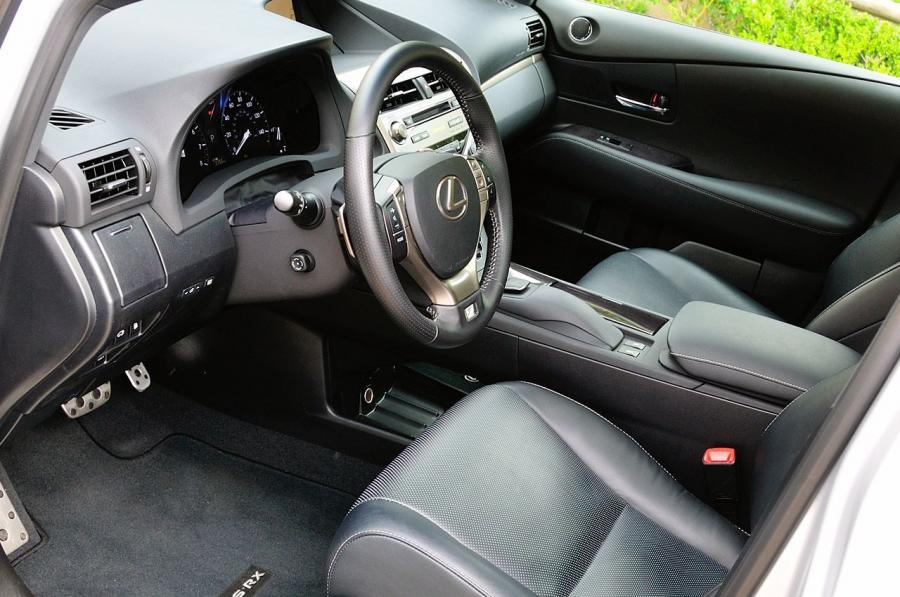  Lexus RX350 F-Sport 2013 года  (фото 27 из 94)